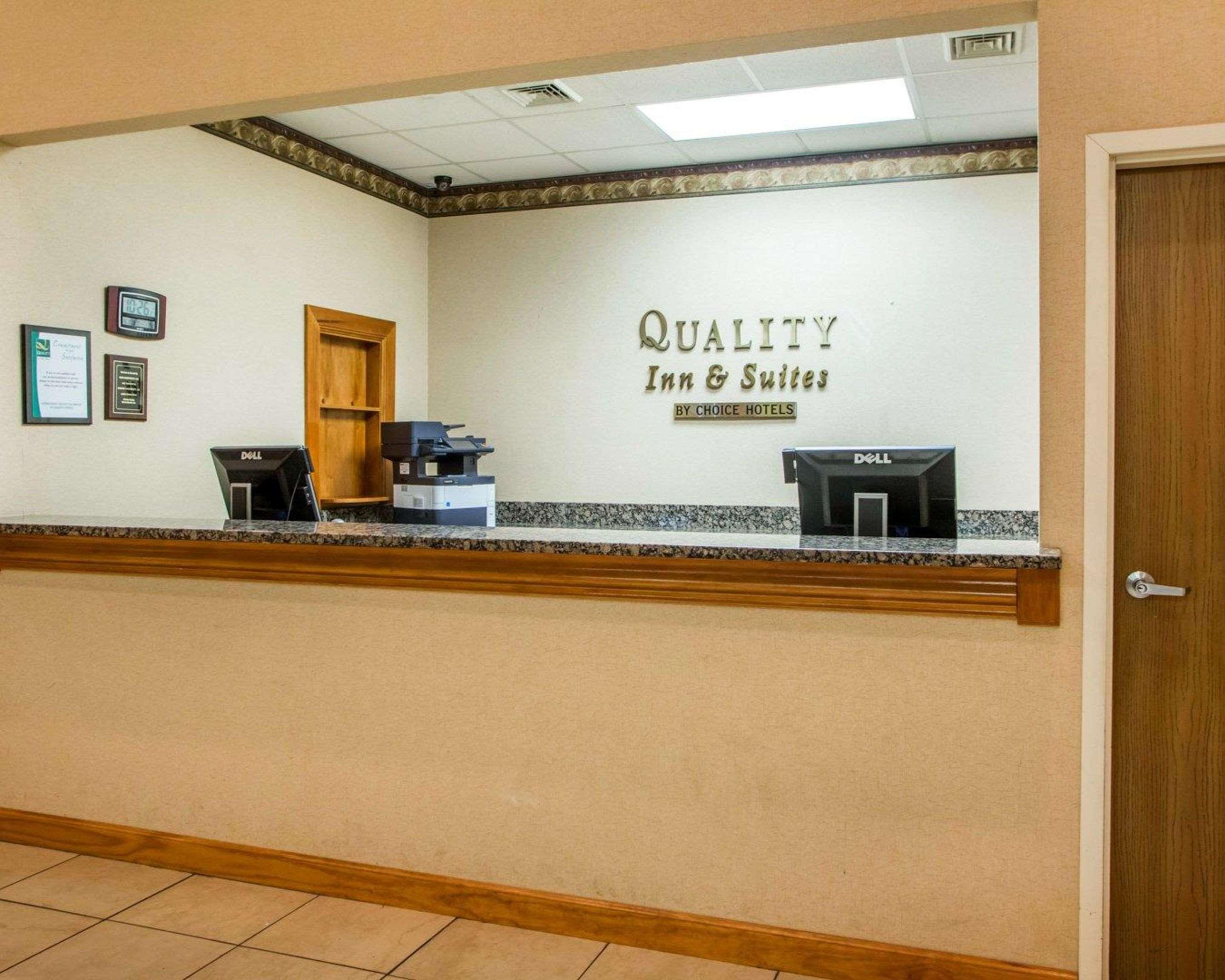 Quality Inn & Suites South-Obetz Eksteriør billede