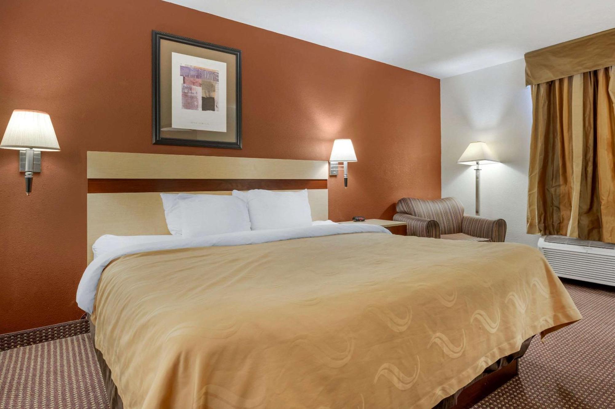 Quality Inn & Suites South-Obetz Eksteriør billede