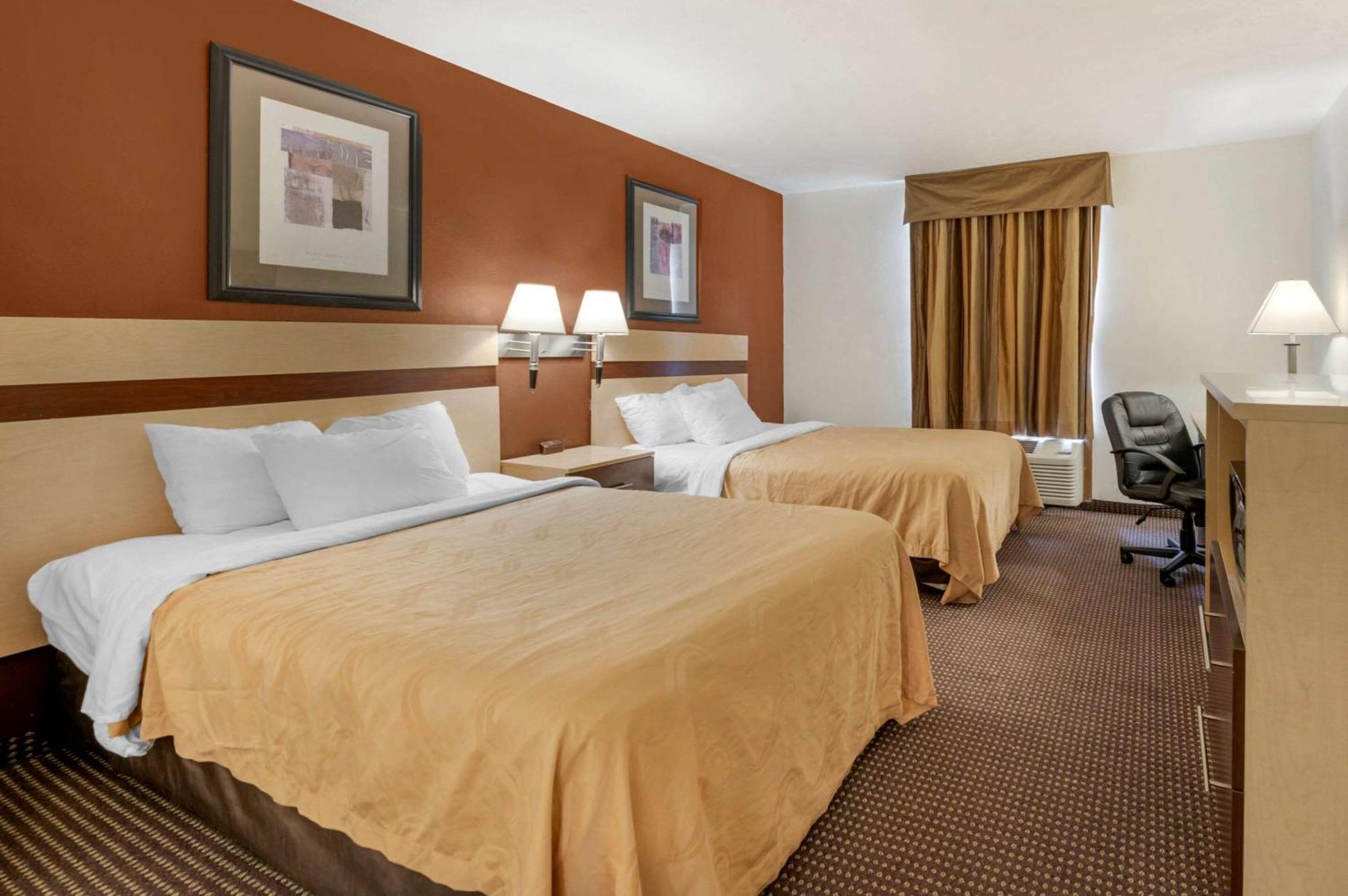 Quality Inn & Suites South-Obetz Eksteriør billede