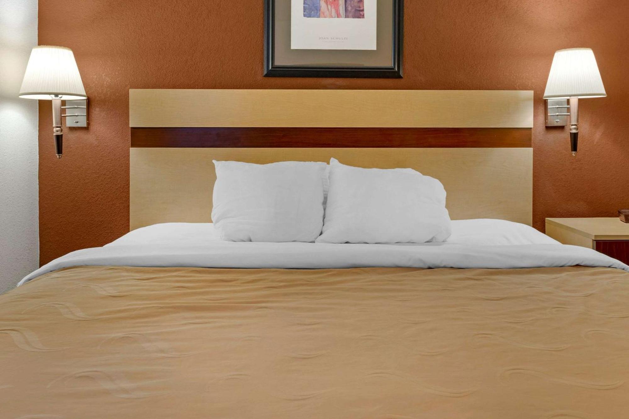 Quality Inn & Suites South-Obetz Eksteriør billede