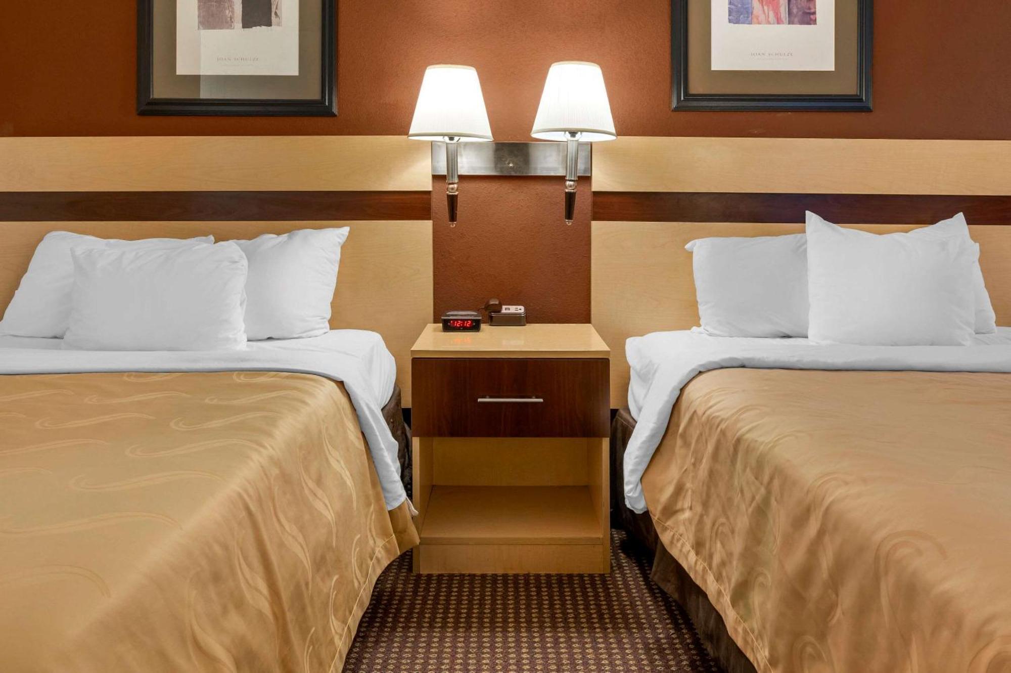 Quality Inn & Suites South-Obetz Eksteriør billede