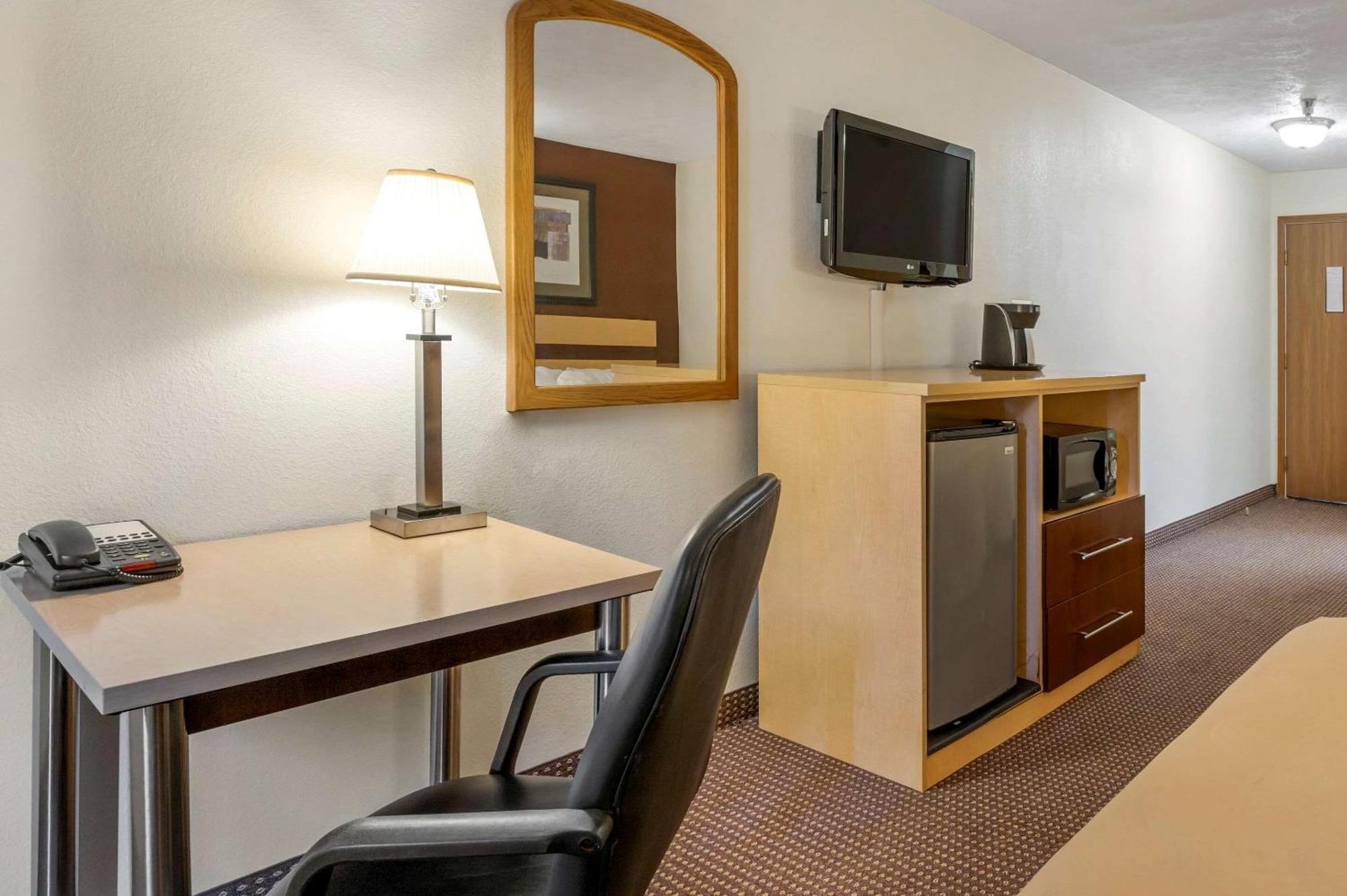 Quality Inn & Suites South-Obetz Eksteriør billede