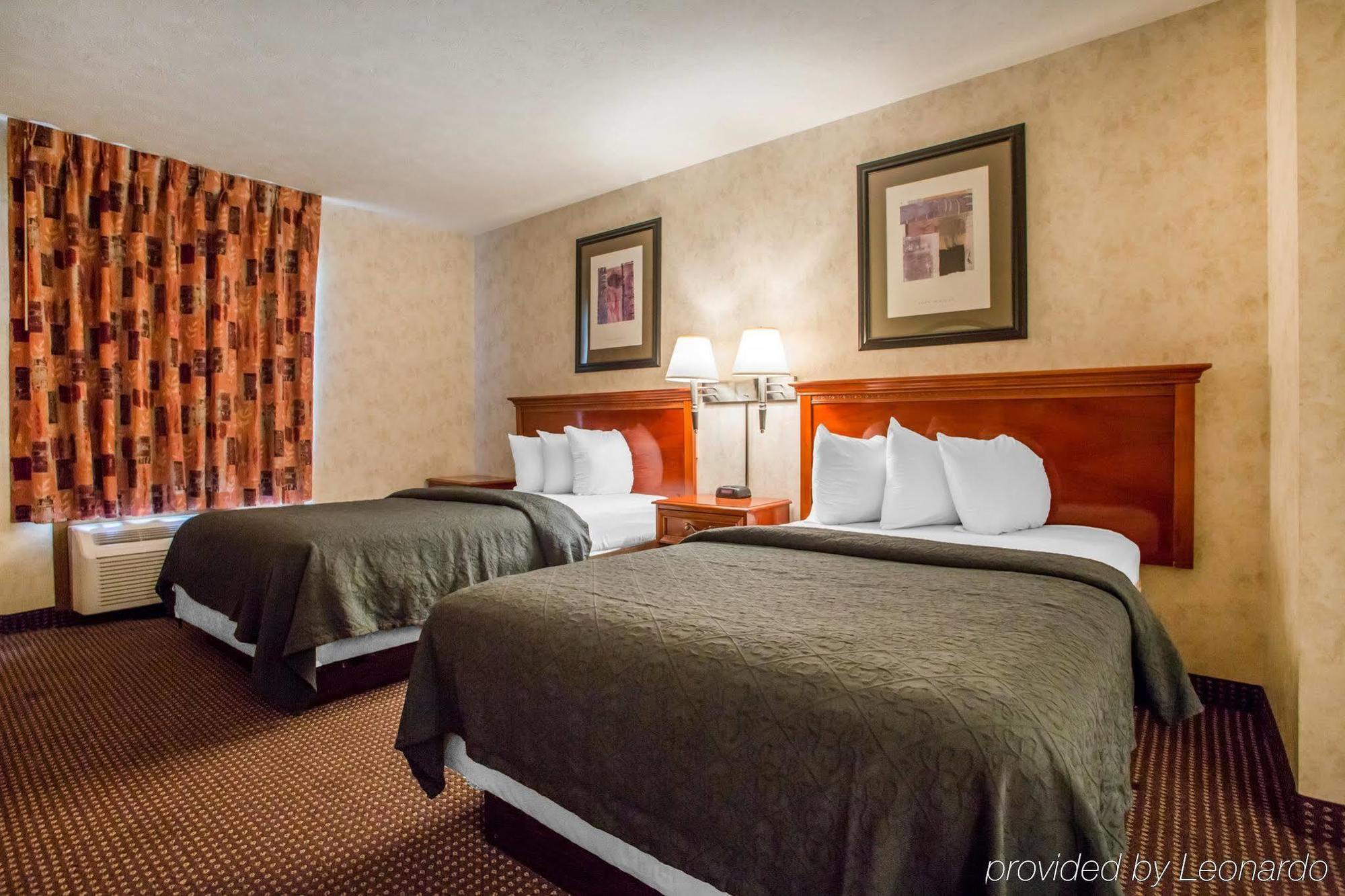 Quality Inn & Suites South-Obetz Eksteriør billede