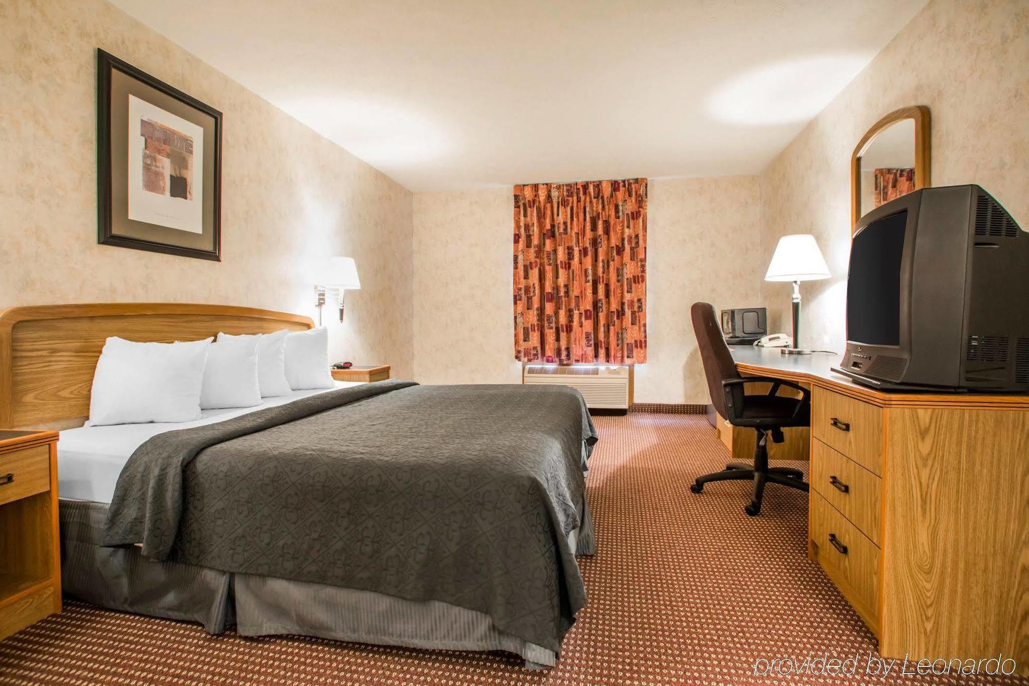 Quality Inn & Suites South-Obetz Eksteriør billede